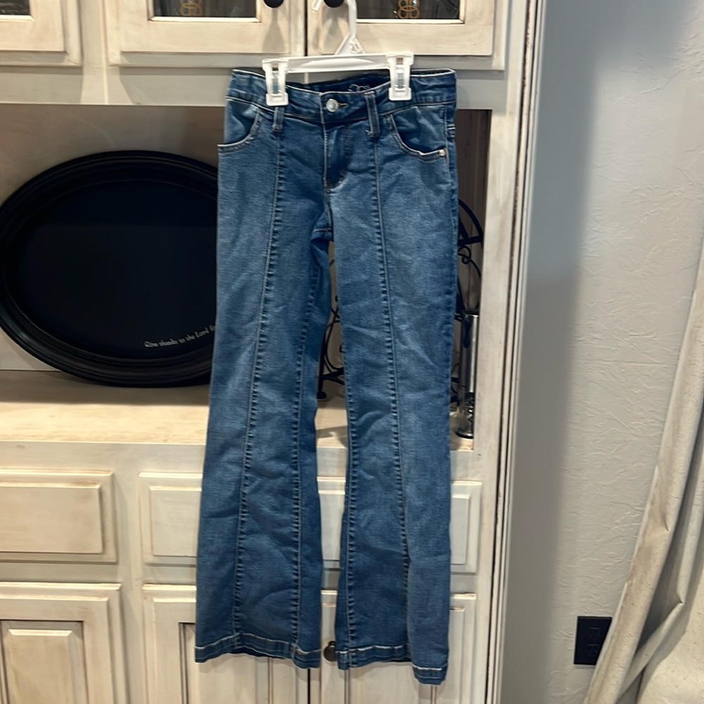 BOOT CUT JEANS